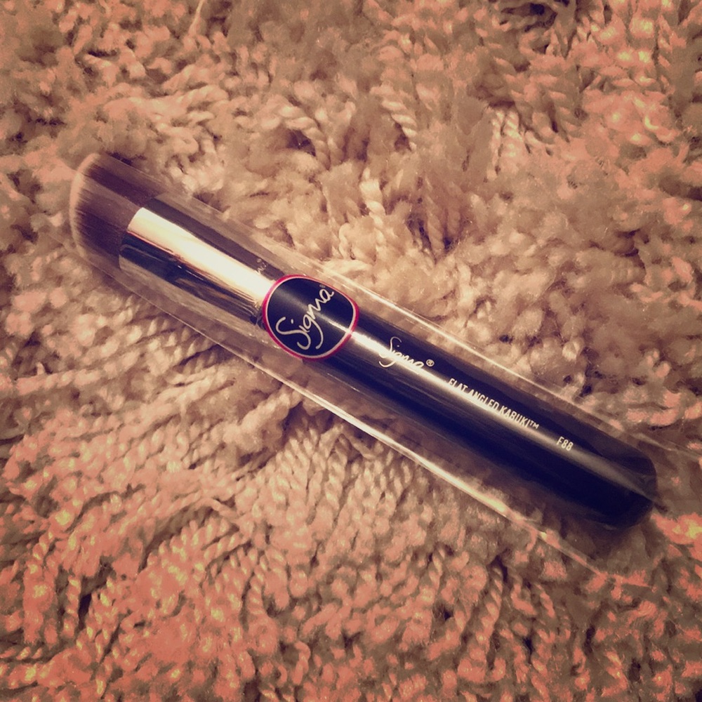 Sigma Flat Angled Kabuki F88 Brush